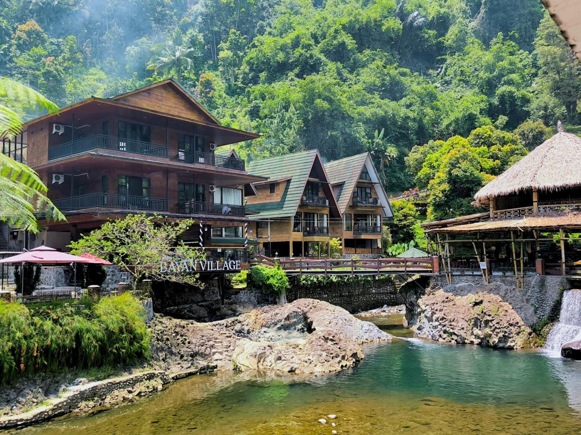 Bayan Village Baturraden Exterior photo